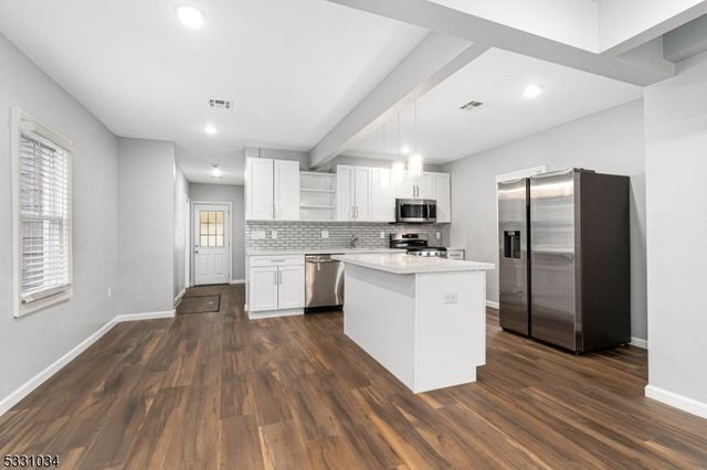 78 Stoll St, Netcong Boro, NJ 07857