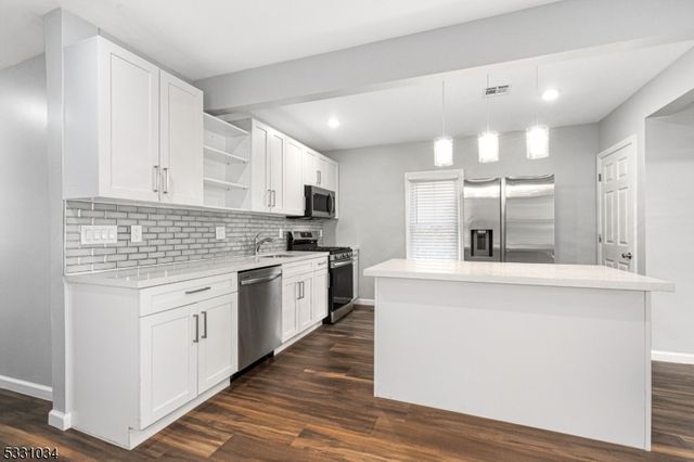 78 Stoll St, Netcong Boro, NJ 07857