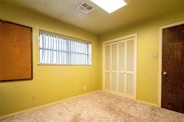 1716 Tara Circle, Texas City, TX 77591