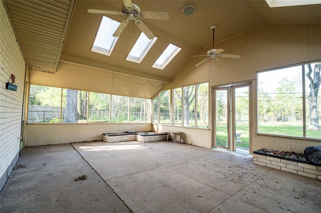 1716 Tara Circle, Texas City, TX 77591