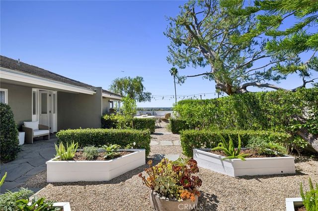 2639 Buckeye Street, Newport Beach, CA 92660