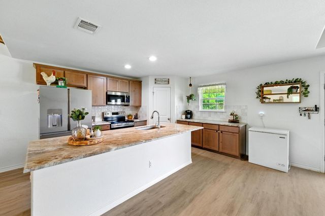 780 County Road 389, Granger, TX 76530