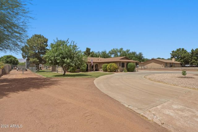 7740 N 175TH Avenue, Waddell, AZ 85355