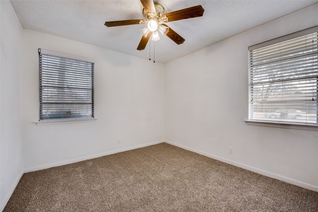 3711 E Devonshire Court, Irving, TX 75062