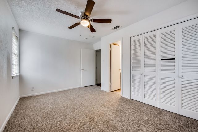 3711 E Devonshire Court, Irving, TX 75062