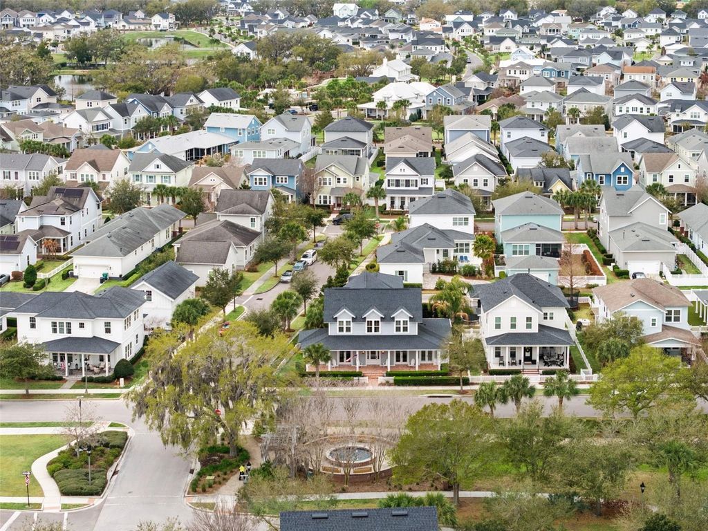 Image 11 of property listing at 720 LAKE BRIM DRIVE, Winter Garden, FL 34787