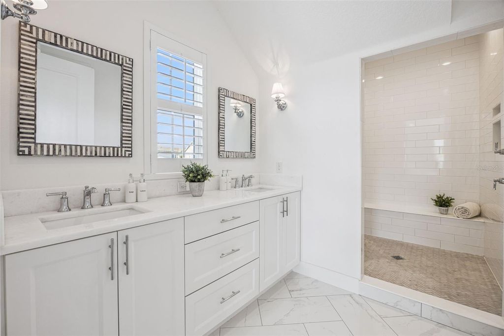 Image 49 of property listing at 720 LAKE BRIM DRIVE, Winter Garden, FL 34787