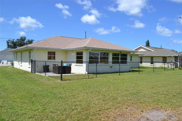 285 MARK TWAIN LANE, Rotonda West, FL 33947