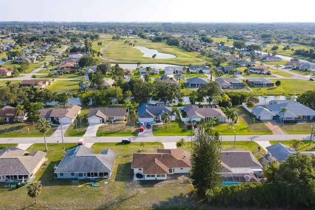 285 MARK TWAIN LANE, Rotonda West, FL 33947