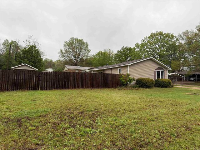 206 Maple Drive, Wynne, AR 72396
