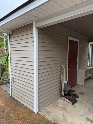 206 Maple Drive, Wynne, AR 72396