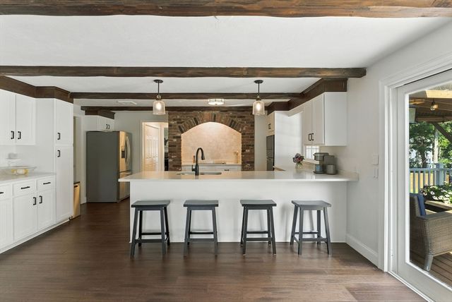 351 Farm Rd, Marlborough, MA 01752