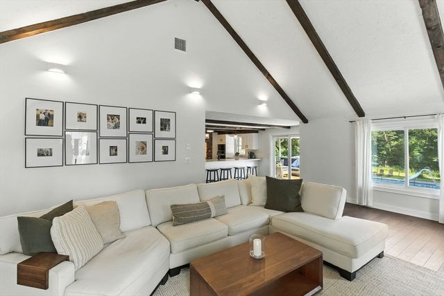 351 Farm Rd, Marlborough, MA 01752