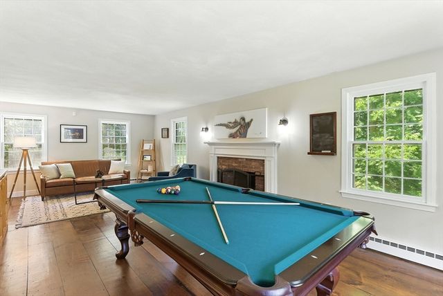 351 Farm Rd, Marlborough, MA 01752