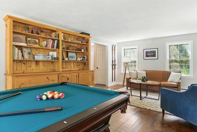 351 Farm Rd, Marlborough, MA 01752