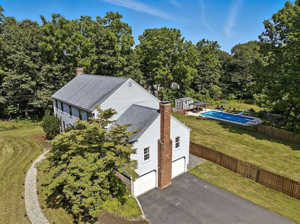 351 Farm Rd, Marlborough, MA 01752