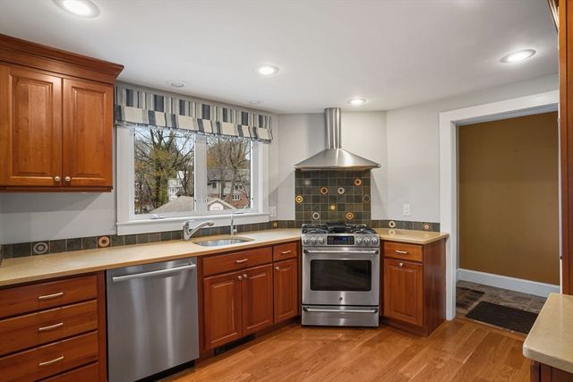 28 Exmoor Road, Newton, MA 02459