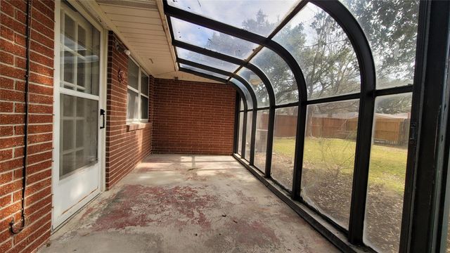 801 Rosewood Drive, Baytown, TX 77520
