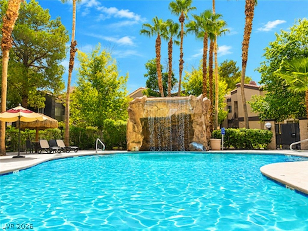5250 South Rainbow Boulevard 2032, Las Vegas, NV 89118 — photo 2