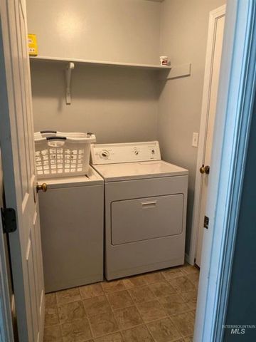 1285 Golden Pheasant Dr, Twin Falls, ID 83301