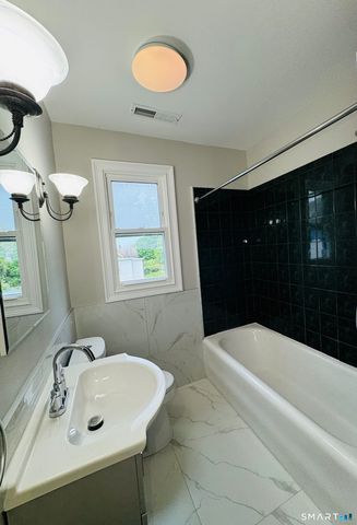 52 Howard Avenue 3, New Haven, CT 06519