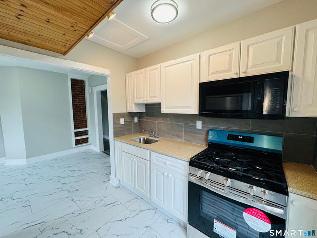 52 Howard Avenue 3, New Haven, CT 06519