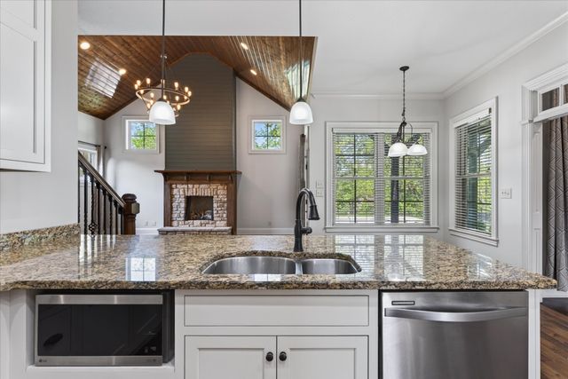 168 Copperstone Drive, Clarksville, TN 37043