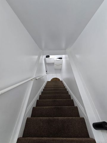 8426 Grand Avenue 1st Floor, Elmhurst, NY 11373