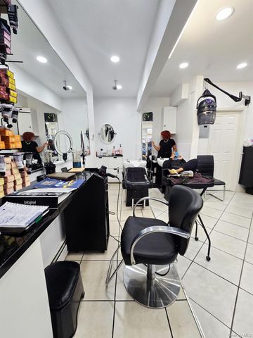 8426 Grand Avenue 1st Floor, Elmhurst, NY 11373