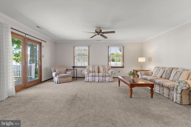 180 CARLTON AVE, Marlton, NJ 08053