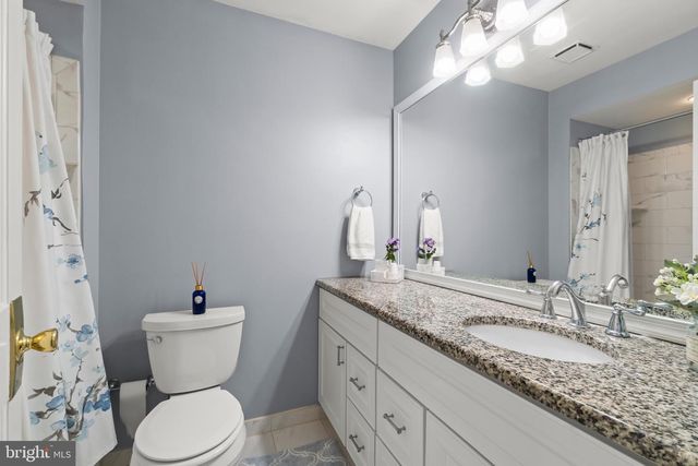 180 CARLTON AVE, Marlton, NJ 08053