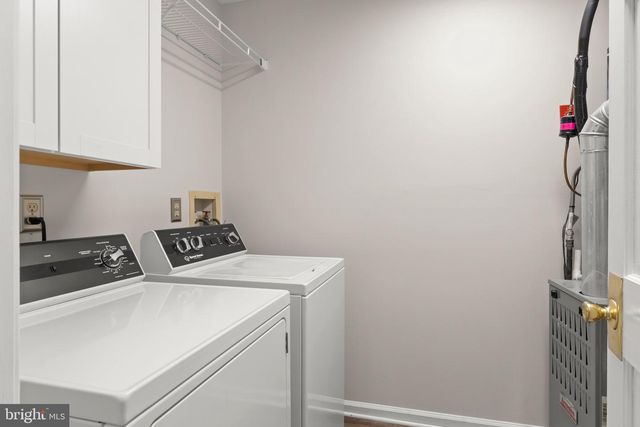 180 CARLTON AVE, Marlton, NJ 08053