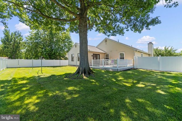 180 CARLTON AVE, Marlton, NJ 08053