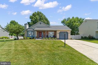 180 CARLTON AVE, Marlton, NJ 08053