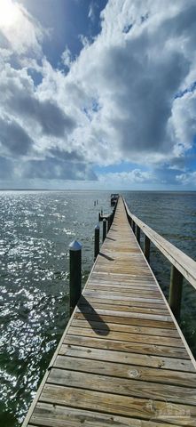 825 Bayshore Dr 1203, Pensacola, FL 32507