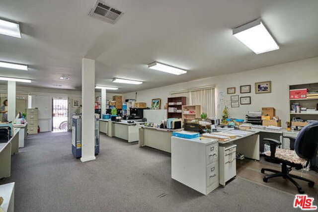 220 N Oxford Avenue, Los Angeles, CA 90004