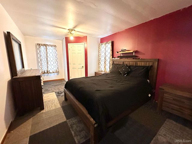 1100 E Breitung Avenue, Kingsford, MI 49802