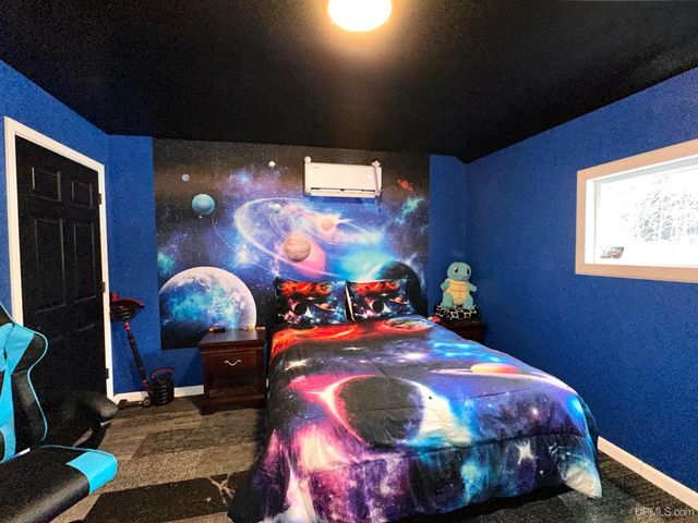 1100 E Breitung Avenue, Kingsford, MI 49802