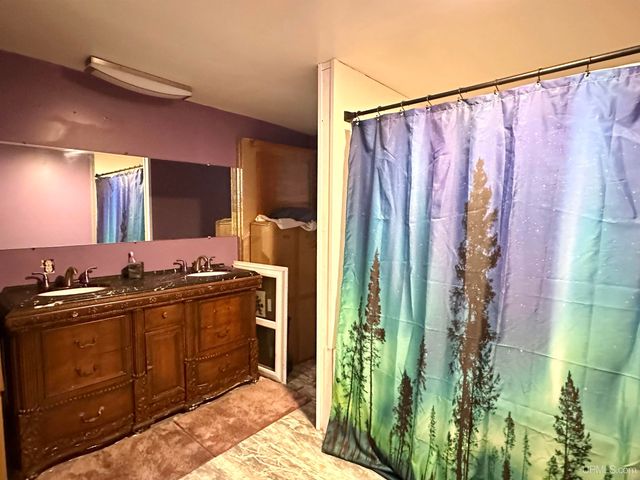 1100 E Breitung Avenue, Kingsford, MI 49802