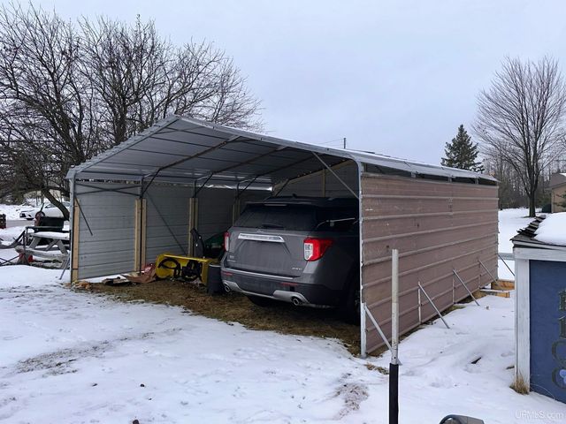 1100 E Breitung Avenue, Kingsford, MI 49802