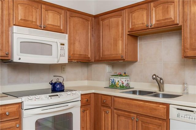 2870 Pharr Court South NW 2701, Atlanta, GA 30305