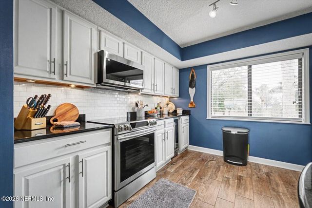 14750 BEACH Boulevard 62, Jacksonville, FL 32250