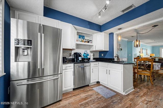 14750 BEACH Boulevard 62, Jacksonville, FL 32250