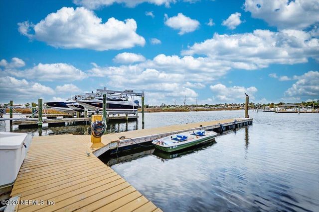 14750 BEACH Boulevard 62, Jacksonville, FL 32250