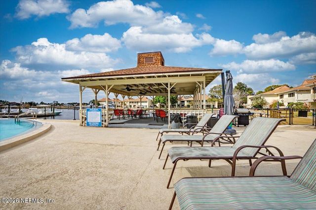 14750 BEACH Boulevard 62, Jacksonville, FL 32250