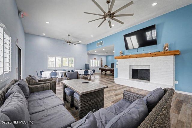 14750 BEACH Boulevard 62, Jacksonville, FL 32250