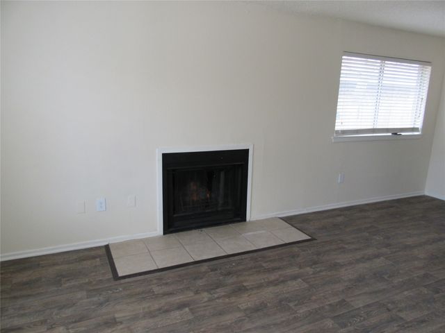 1614 Windsong Lane, Irving, TX 75060