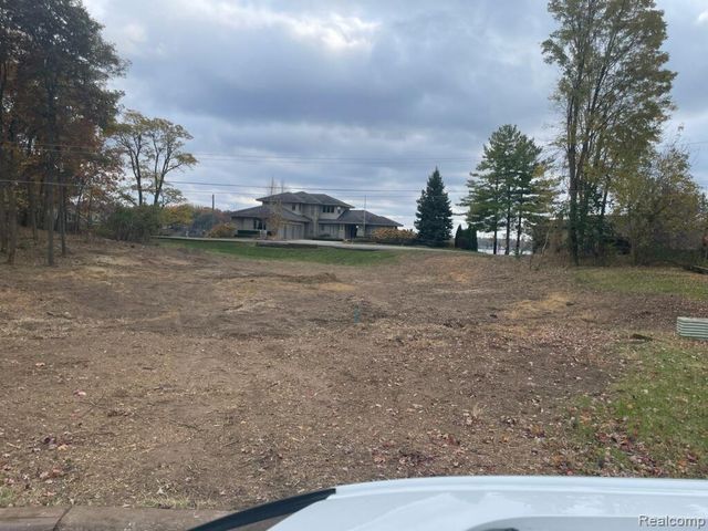 3186 Aspen Ridge Court, Howell, MI 48843