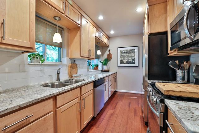 2663 Mendova Lane, Cincinnati, OH 45230