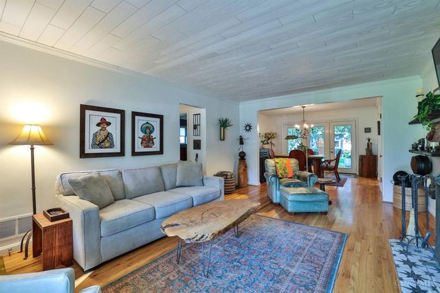 2663 Mendova Lane, Cincinnati, OH 45230